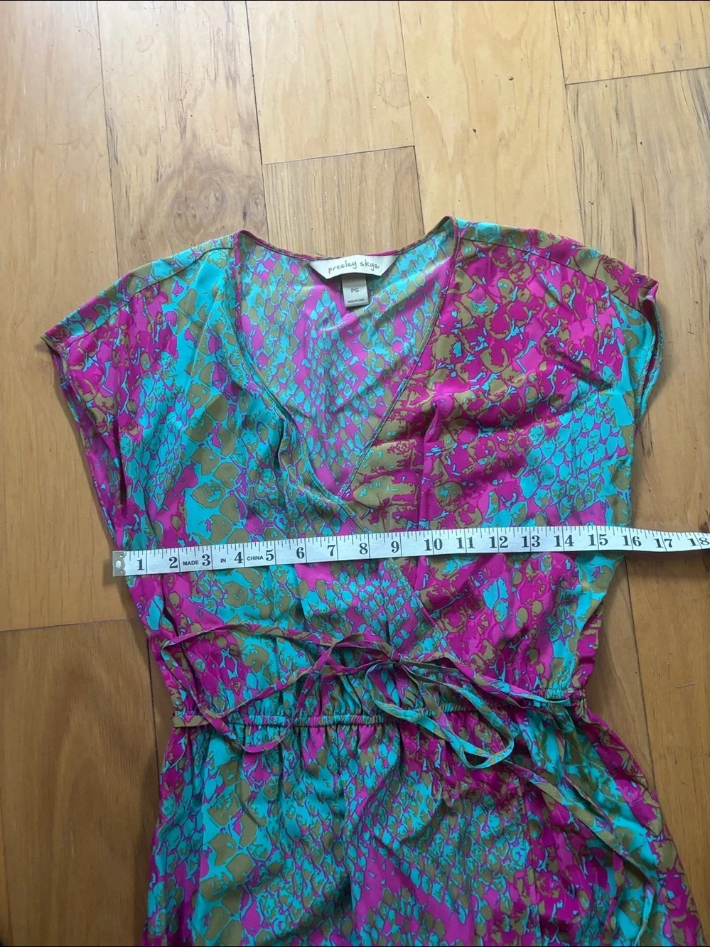 Presley Skye pink and aqua snakeskin print silk wrap dress size petite small.